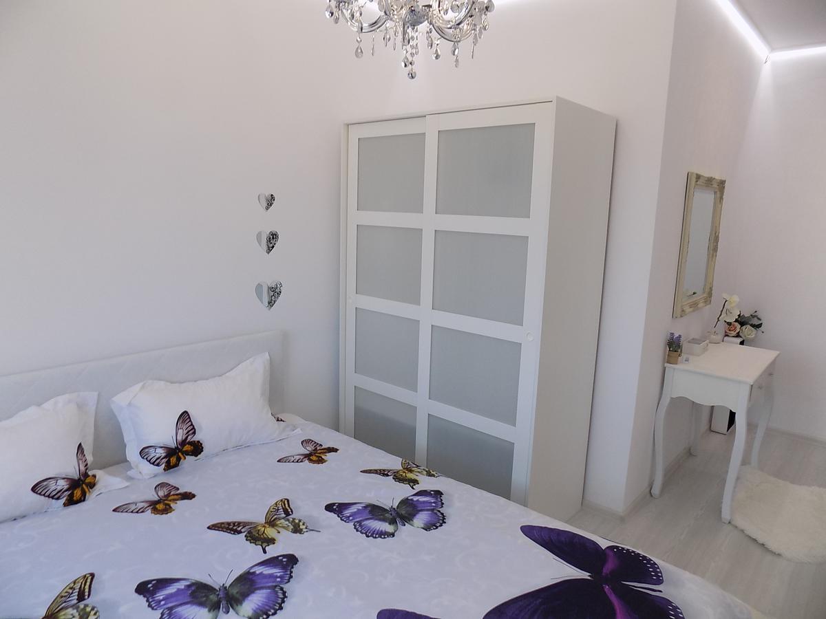 Apartment Silvi Varna Exteriér fotografie